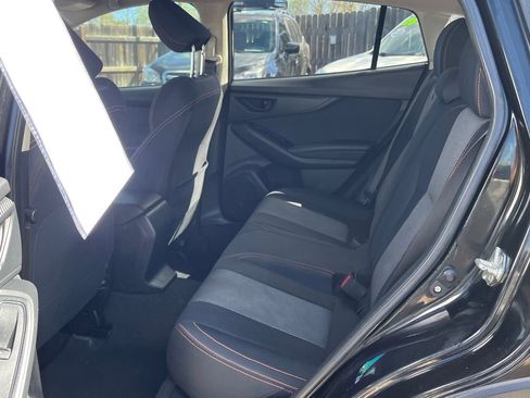 Used 2019 Subaru Crosstrek 2.0i Premium w/ Eyesight System image 21