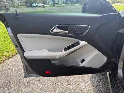 Used 2016 Mercedes-Benz CLA 250 4MATIC image 11