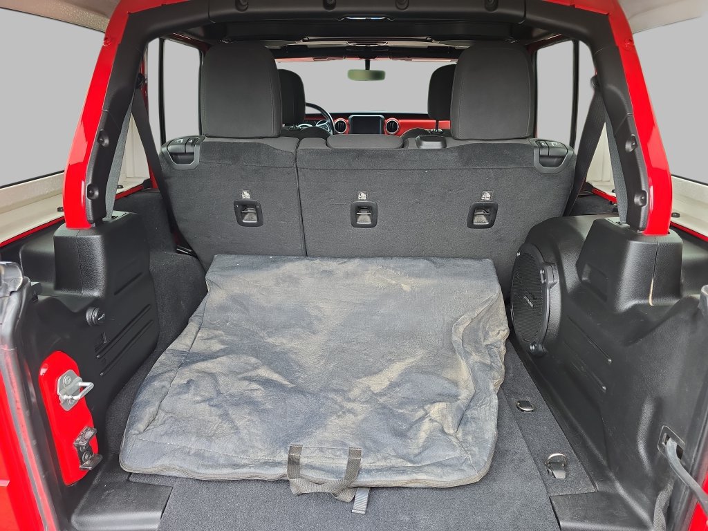 Used 2019 Jeep Wrangler Unlimited Rubicon AWD/4WD image 12
