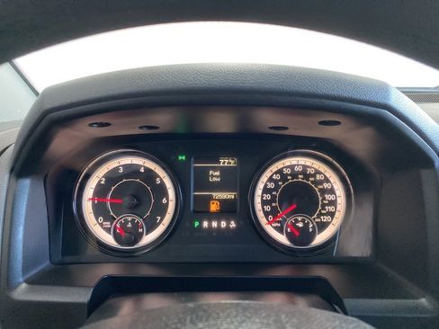 Used 2018 RAM 2500 Tradesman w/ Power & Remote Entry Group image 16