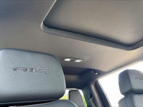 Used 2025 GMC Sierra 2500 AT4 w/ AT4 Premium Plus Package image 26