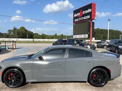 Used 2018 Dodge Charger GT w/ Blacktop Package AWD/4WD image 5