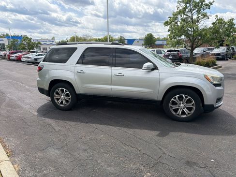 Used 2016 GMC Acadia SLT w/ Open Road Package image 18