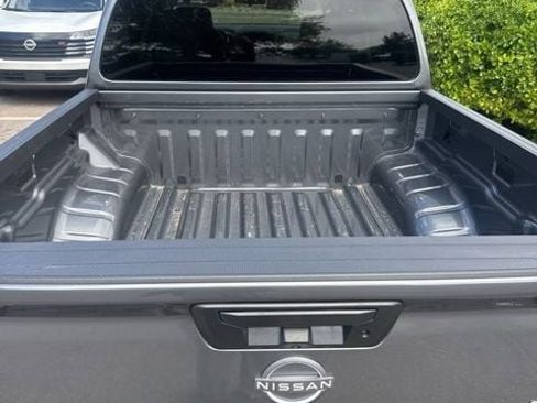 Used 2024 Nissan Frontier SV w/ Technology Package image 13