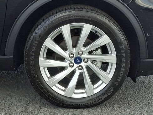 Used 2022 Ford Escape Titanium w/ Titanium Elite Package AWD/4WD image 8