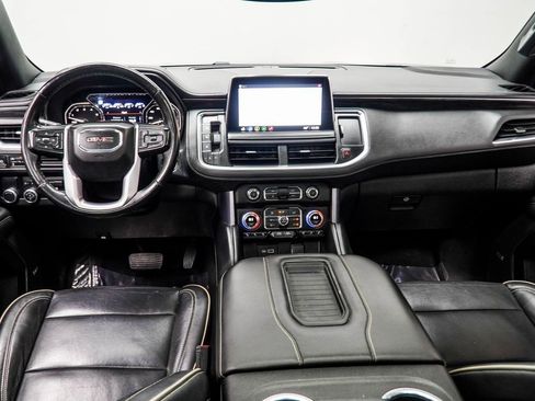 Used 2021 GMC Yukon SLT w/ SLT Luxury Plus Package image 5