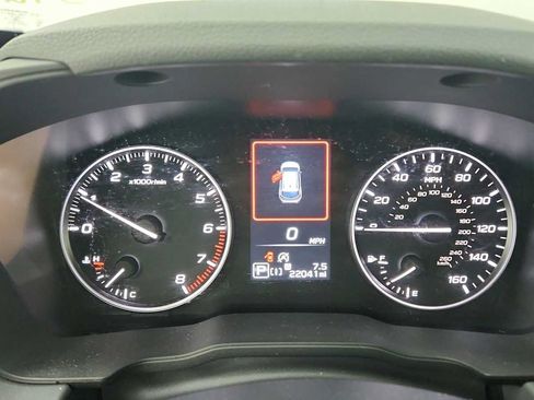 Certified 2025 Subaru Crosstrek 2.5i Premium AWD/4WD image 3