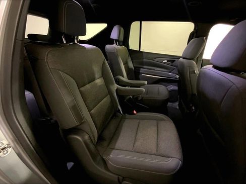 Used 2024 Chevrolet Traverse LT AWD/4WD image 23