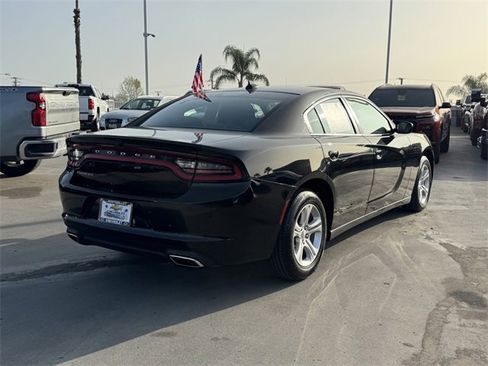 Used 2023 Dodge Charger SXT image 4