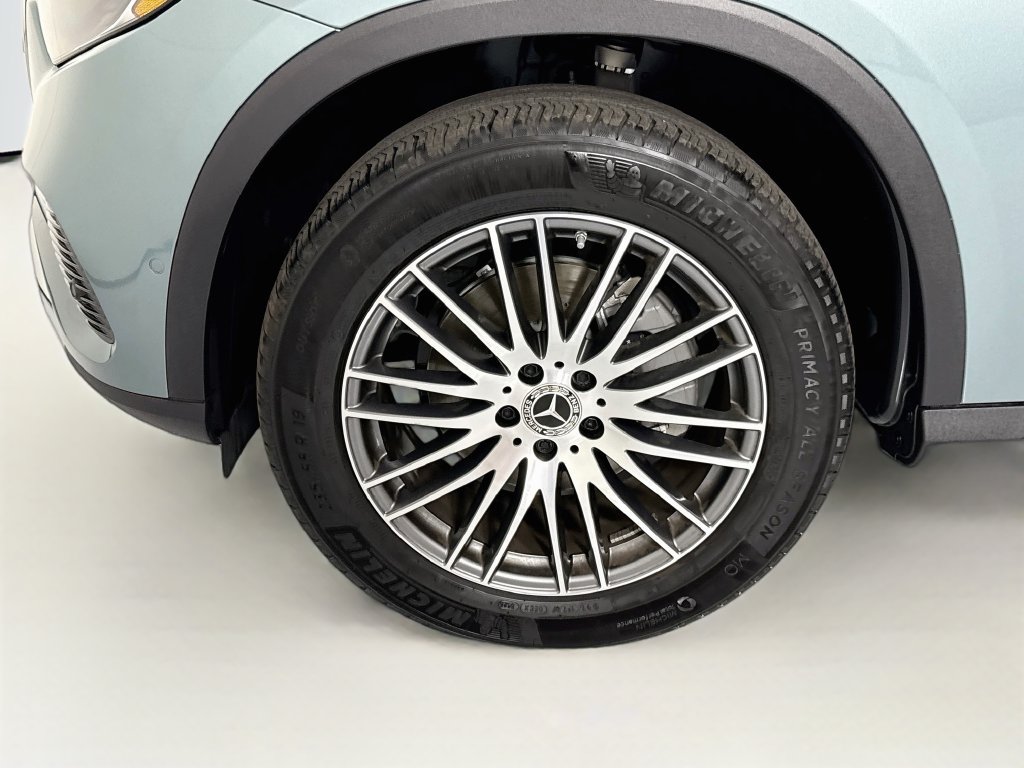 Certified 2026 Mercedes-Benz GLC 300 image 31