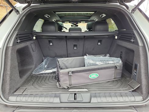 New 2026 Land Rover Range Rover Sport SE image 13