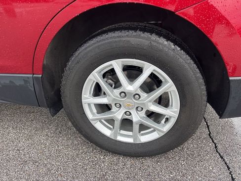 Used 2023 Chevrolet Equinox LT AWD/4WD image 12
