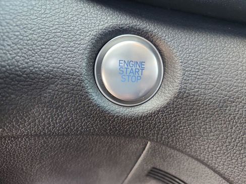 Used 2021 Hyundai Santa Fe SEL w/ Convenience Package image 28