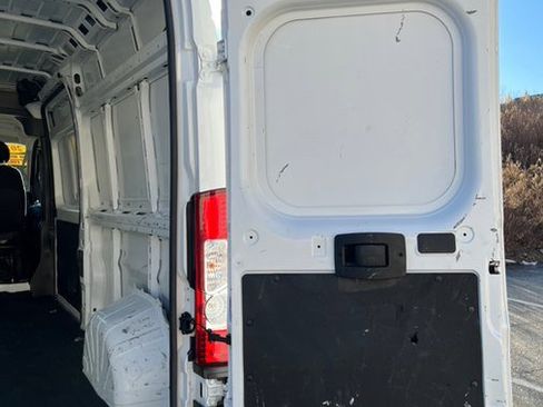Used 2023 RAM ProMaster 2500 image 18