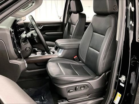 Used 2024 GMC Sierra 1500 SLT w/ SLT Premium Plus Package image 24