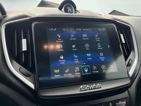Used 2019 Maserati Ghibli S Q4 AWD/4WD image 54