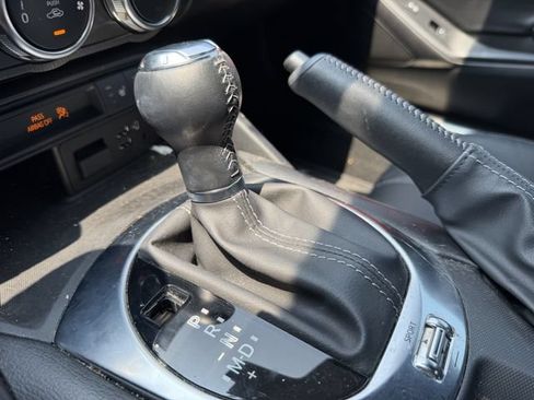 Used 2022 MAZDA MX-5 Miata RF Grand Touring w/ Weather Package RWD image 23