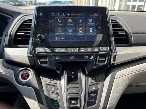 Used 2024 Honda Odyssey EX-L image 18