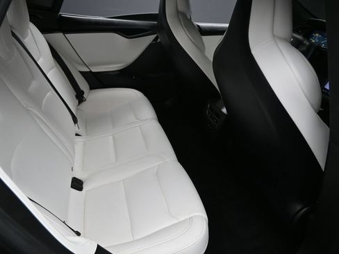 Used 2019 Tesla Model S Performance AWD/4WD image 11