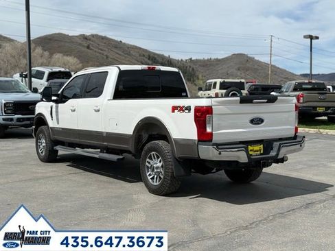 Used 2019 Ford F350 Lariat w/ Lariat Value Package AWD/4WD image 3