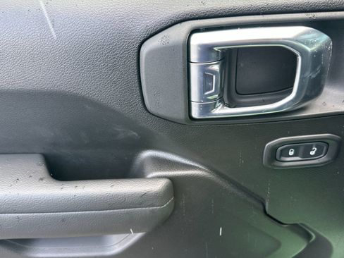 New 2026 Jeep Gladiator Mojave image 11