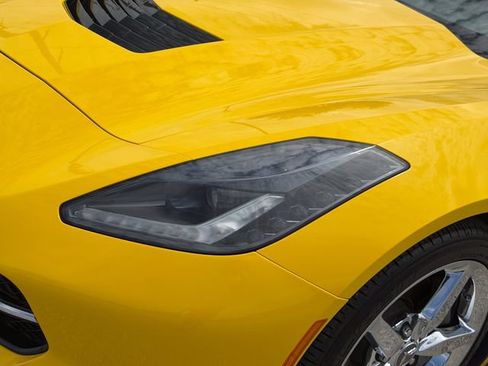 Used 2014 Chevrolet Corvette Stingray Convertible w/ 3LT Preferred Equipment Group RWD image 13
