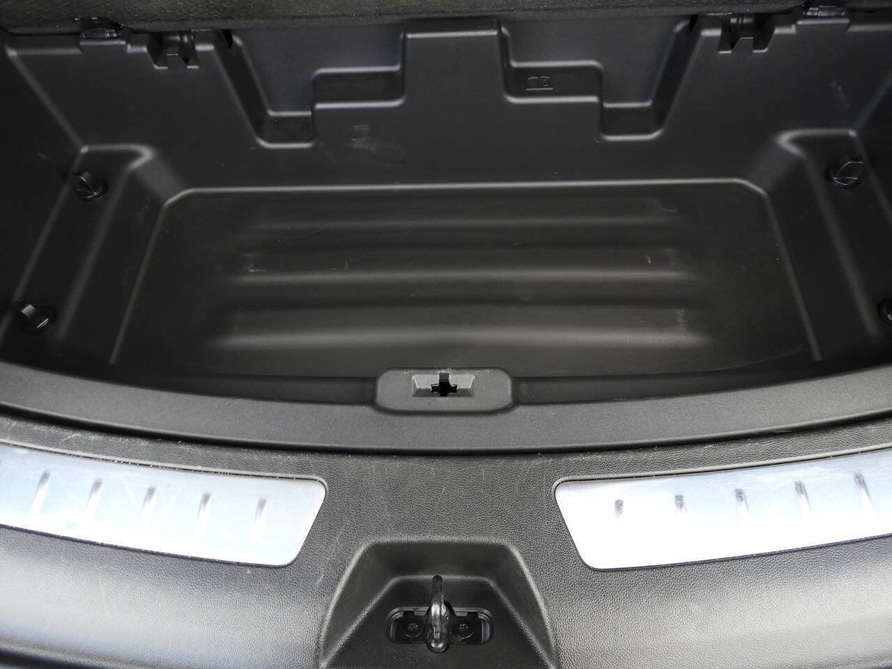 Used 2022 Buick Enclave Essence w/ Experience Buick Package FWD image 29