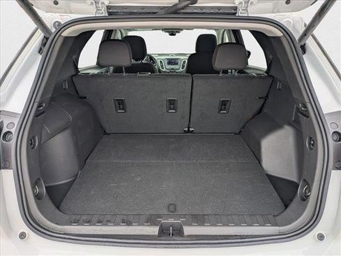 Used 2024 Chevrolet Equinox LT image 6
