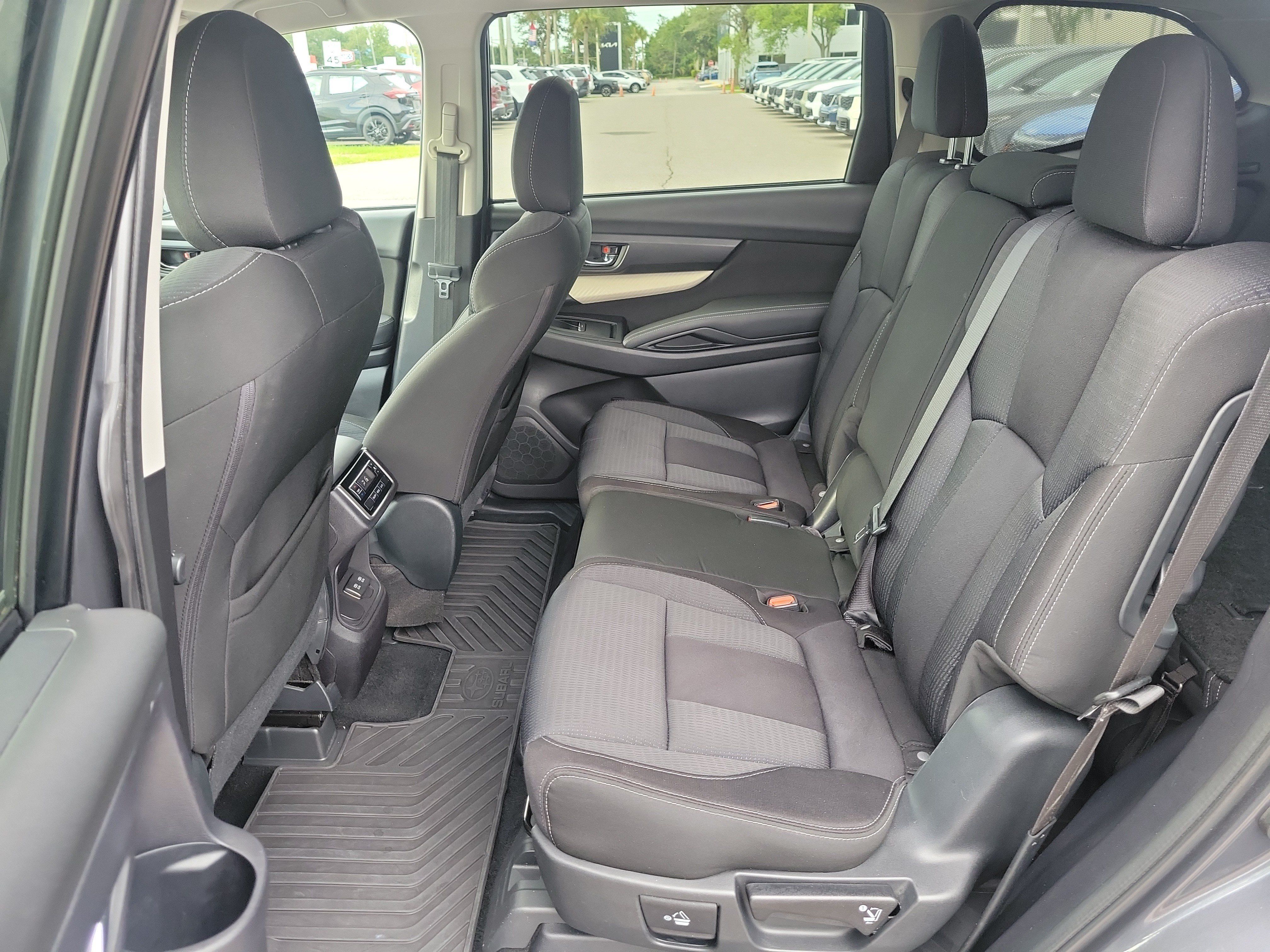 Used 2019 Subaru Ascent Premium AWD/4WD image 16