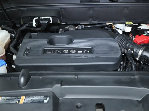 Used 2019 Lincoln Nautilus Reserve w/ Cargo Utility Package FWD image 36