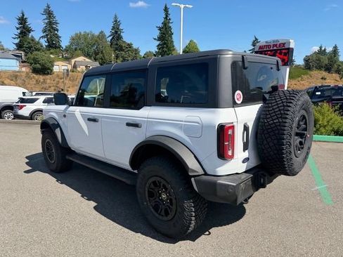Used 2024 Ford Bronco Wildtrak AWD/4WD image 2