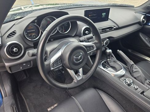 Used 2025 MAZDA MX-5 Miata RF Grand Touring RWD image 13