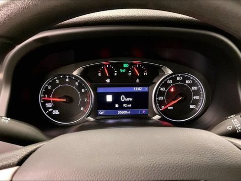 Used 2023 GMC Acadia SLE w/ Driver Convenience Package FWD image 28