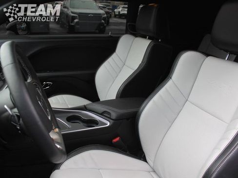 Used 2023 Dodge Challenger SRT Hellcat RWD image 11