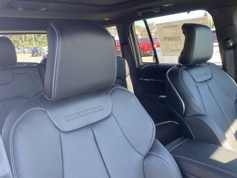 New 2025 Jeep Grand Cherokee Overland w/ Adv Protech Group III image 32