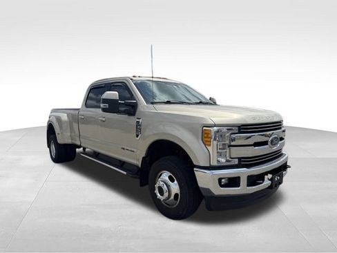 Used 2017 Ford F350 Lariat w/ FX4 Off-Road Package AWD/4WD image 3