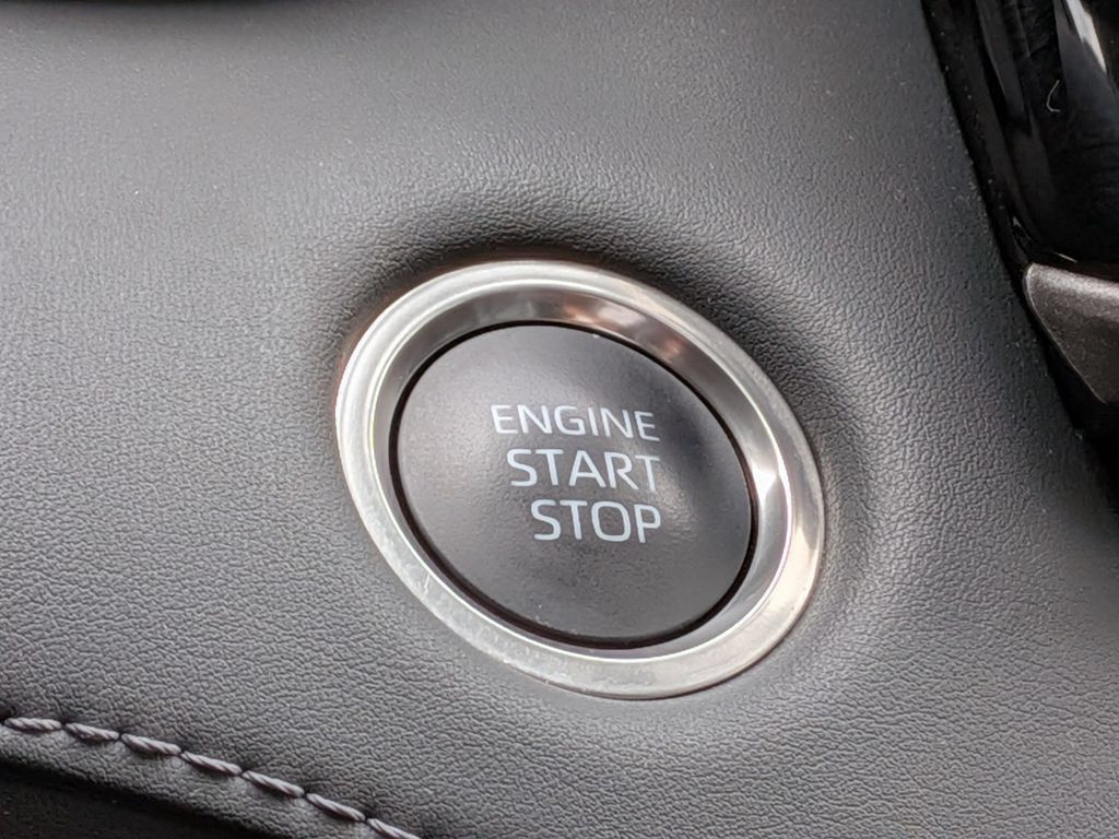 Used 2026 Toyota Highlander XLE AWD/4WD image 29
