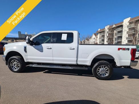 Used 2017 Ford F350 Lariat image 2
