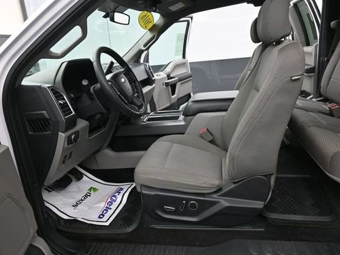 Used 2016 Ford F150 XLT w/ Equipment Group 302A Luxury AWD/4WD image 9