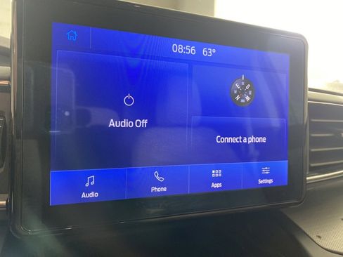 Used 2020 Ford Explorer XLT w/ Equipment Group 202A image 8