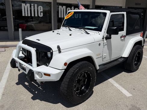 Used 2014 Jeep Wrangler Sahara w/ Connectivity Group AWD/4WD image 1