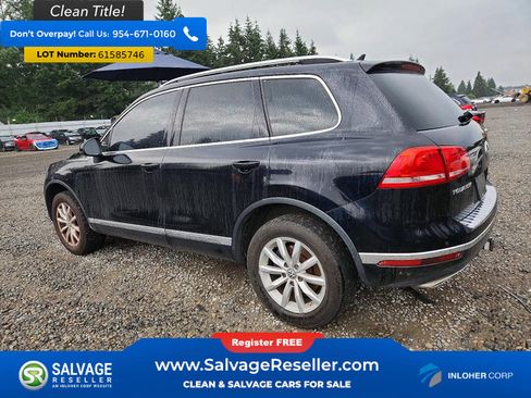 Used 2015 Volkswagen Touareg Sport AWD/4WD image 3