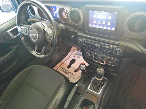 Used 2020 Jeep Wrangler Unlimited Sport AWD/4WD image 5