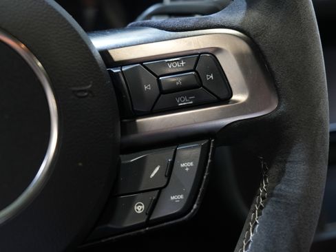 Used 2018 Ford Mustang Shelby GT350 image 36