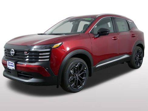 New 2026 Nissan Kicks SR w/ SR Premium Package AWD/4WD image 5