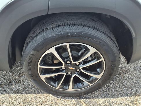 Used 2025 Chevrolet TrailBlazer LT image 25
