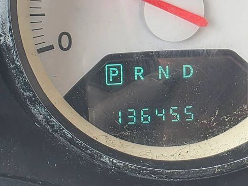 Used 2009 Dodge Caliber SXT FWD image 8