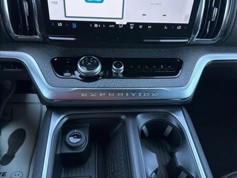 Certified 2025 Ford Expedition Tremor AWD/4WD image 25