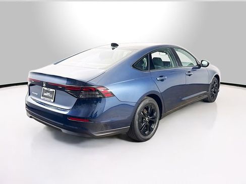 Certified 2025 Honda Accord SE image 10