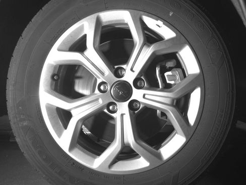 Used 2025 Jeep Compass Latitude image 13